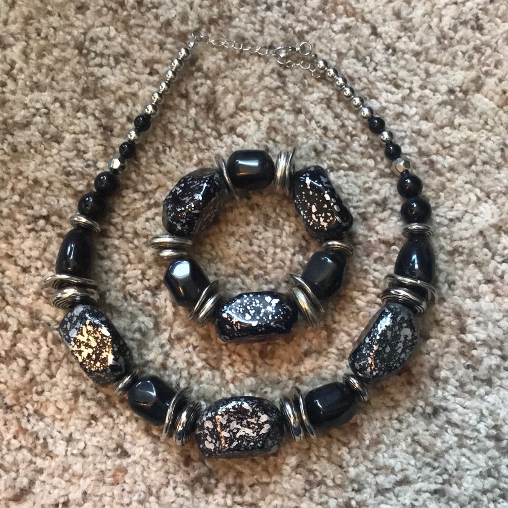 Necklace/bracelet set